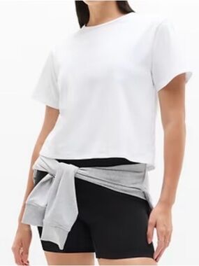 🍀Athleta White Short Sleeve Crewneck Tee